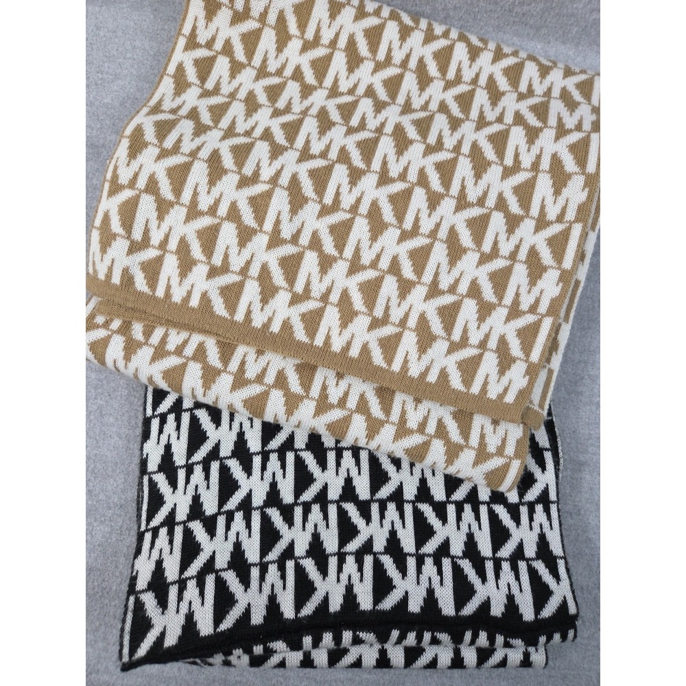 MICHAEL KORS Scarf Set (2)‎ MK Logo Monogram Infinity and Straight Gold & Black